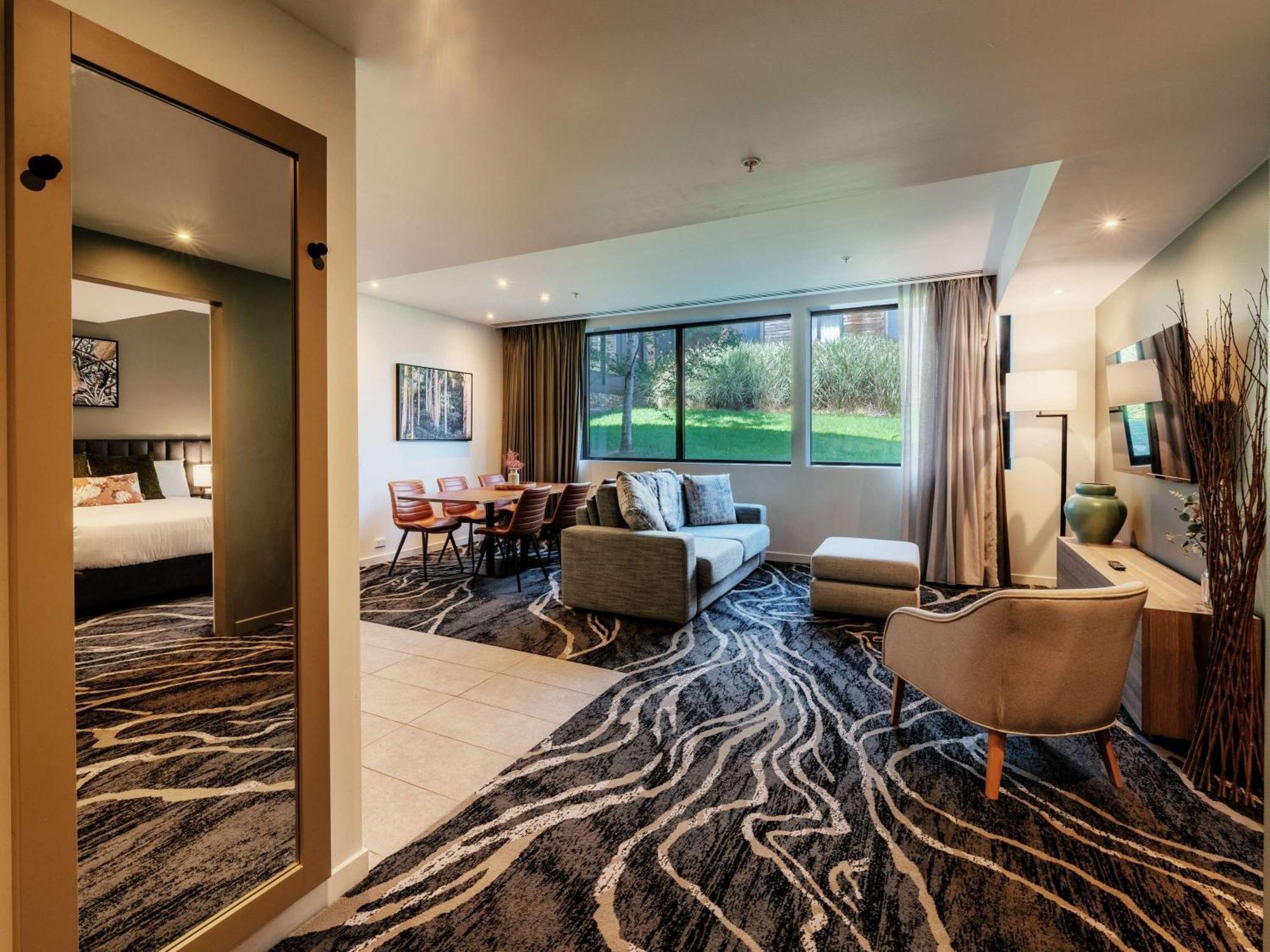 Peppers Marysville Exterior photo A suite at the Hilton Whistler Resort and Spa